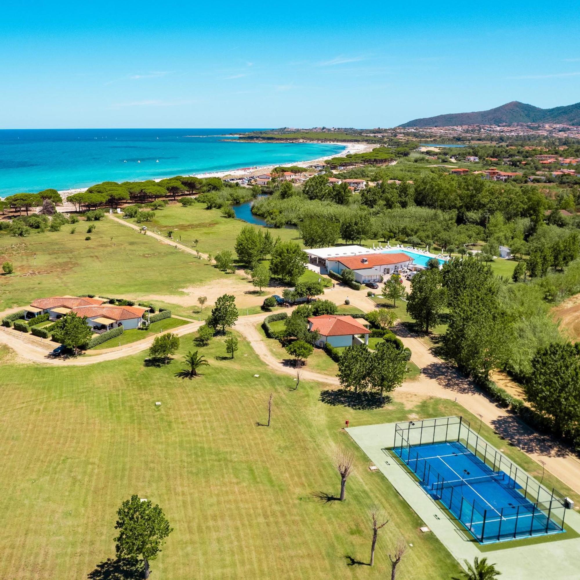 Resort Abbaia Ba Budoni Exterior photo